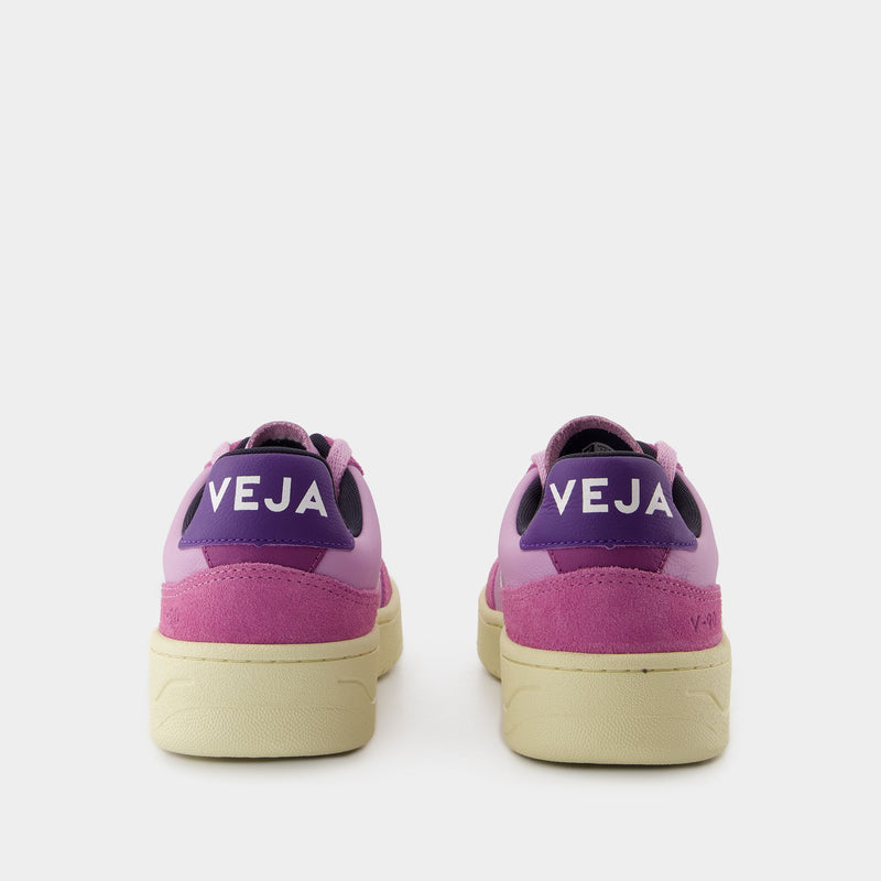 V-90 Sneakers - Veja - Leather - Pink