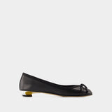 Armadillo Ballerinas - Alexander McQueen - Leather - Black