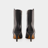 Australian Ankle Boots - Alexander McQueen - Leather - Black