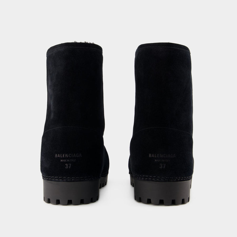 Alaska Fur Low Boots - Balenciaga - Leather - Black