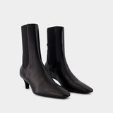 The Mid Heel Boots - TOTEME - Leather - Black