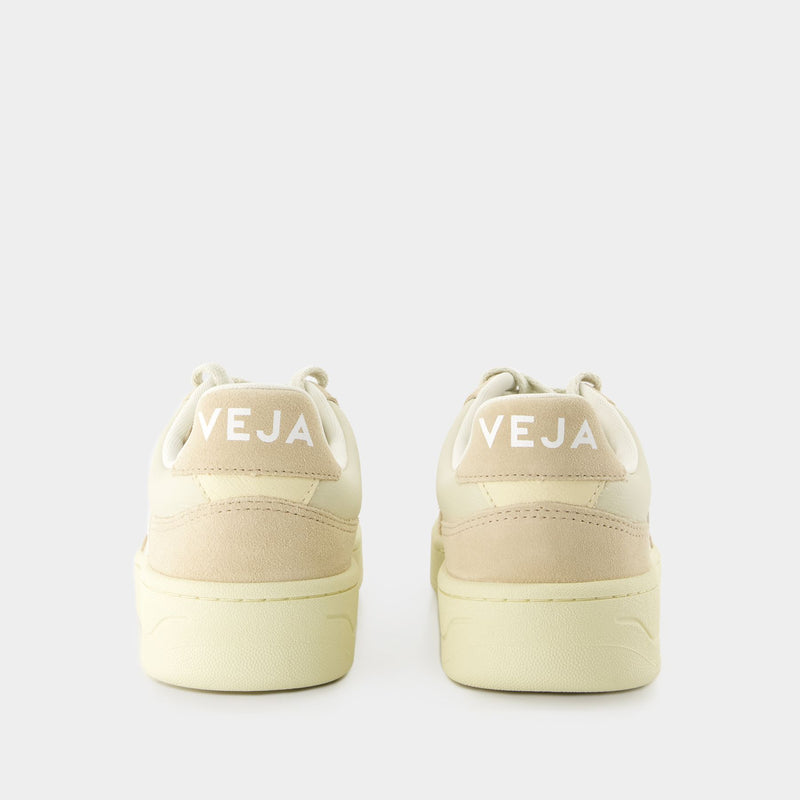 V-90 Sneakers - Veja - Leather - Beige