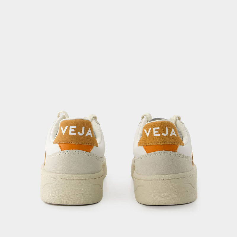 V-90 Sneakers - Veja - Leather - White Umber