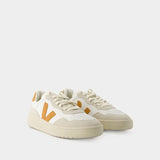 V-90 Sneakers - Veja - Leather - White Umber