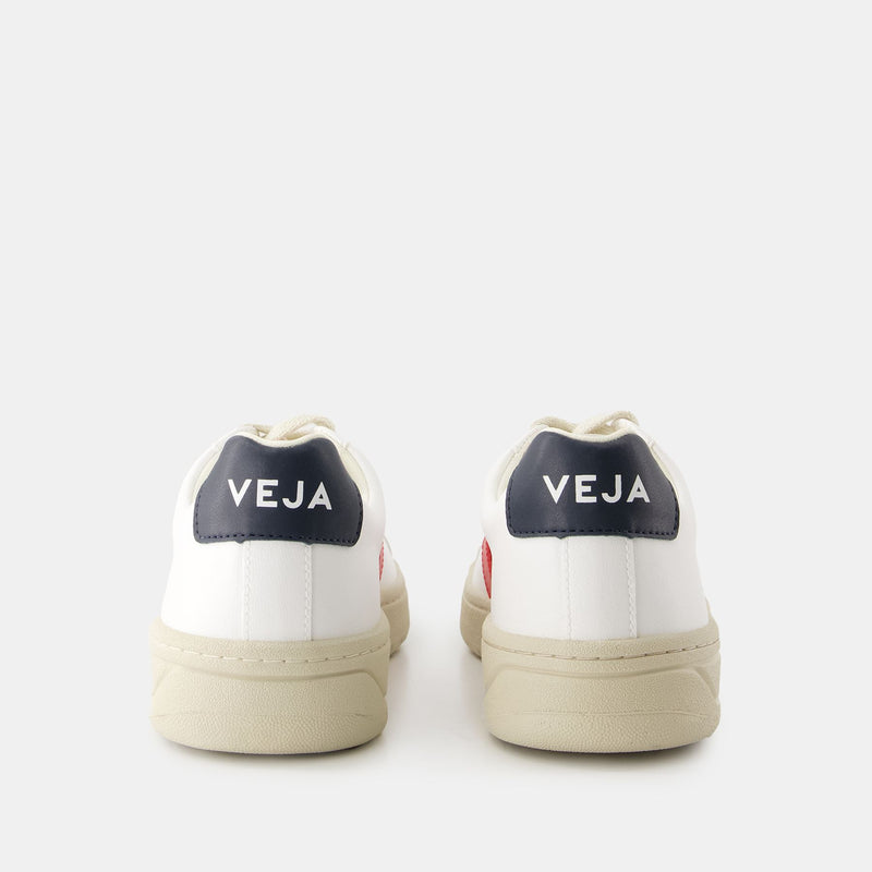 Urca Sneakers - Veja - Synthetic Leather - White Pekin