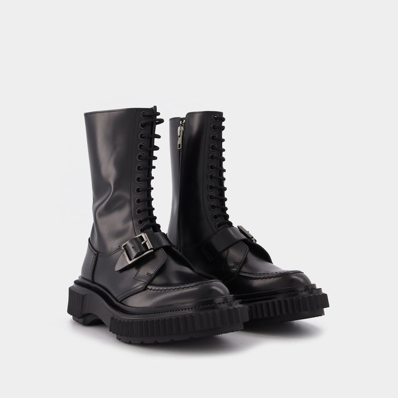 Type 185 Boots in Black Leather