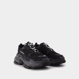 Triple S Clearsole Sneakers - Balenciaga -  Black