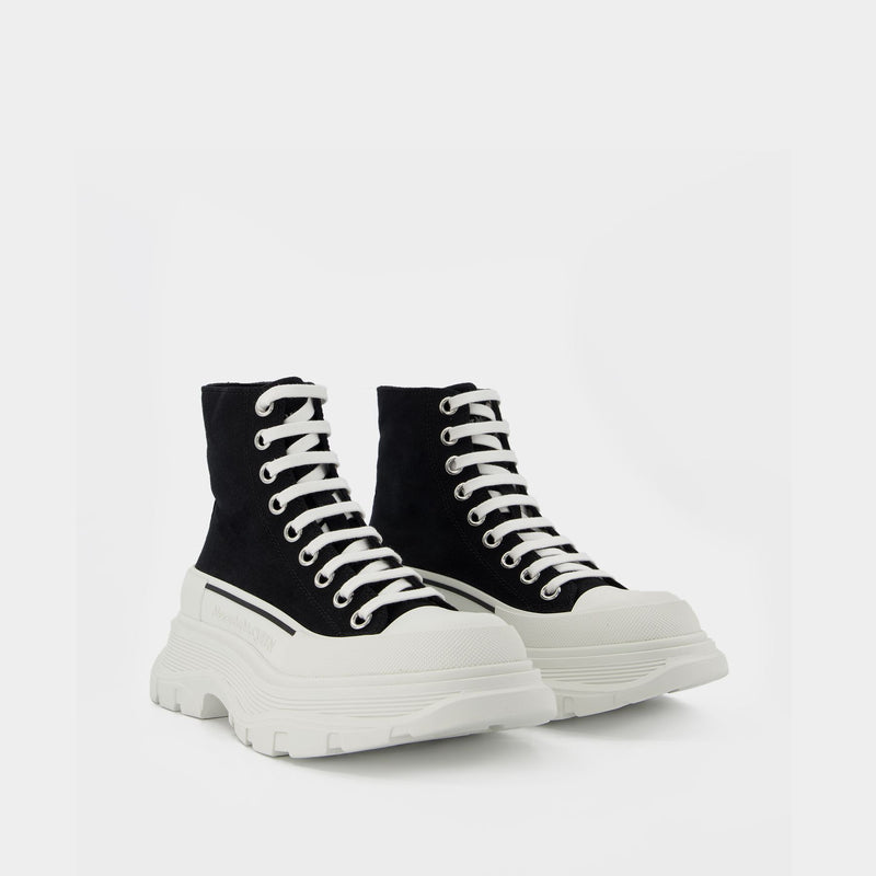 Tread Sneakers - Alexander Mcqueen -  Black/White - Leather