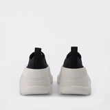 Tread Slick Sneakers - Alexander Mcqueen -  Black/White - Canva