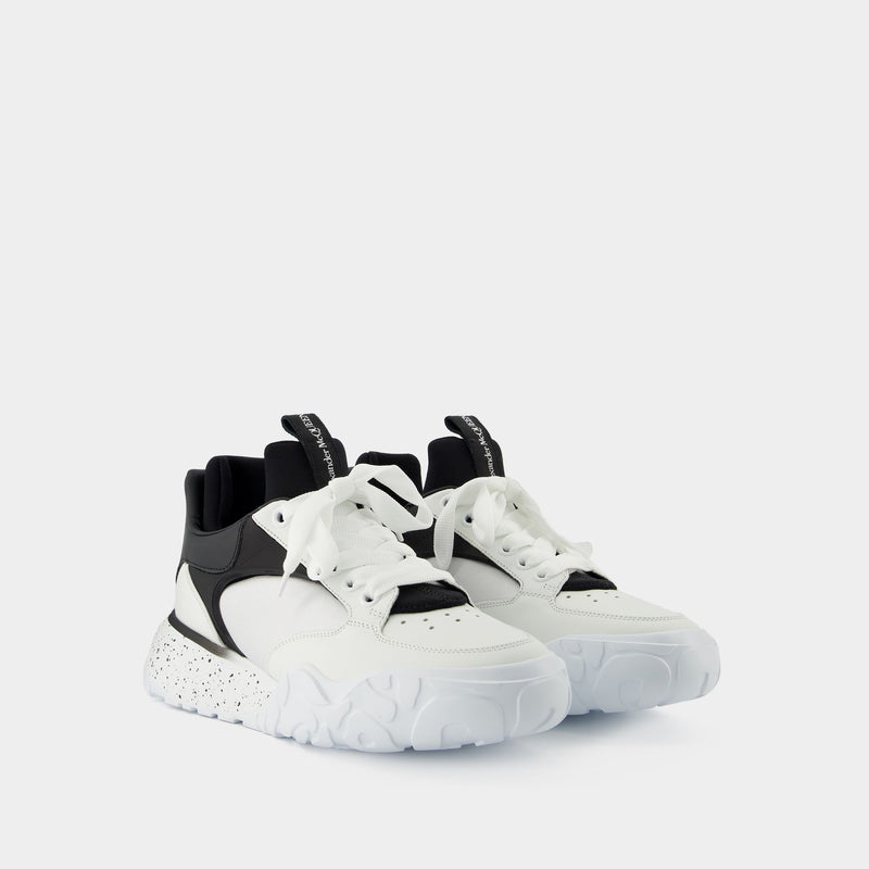 Court Sneakers - Alexander Mcqueen - Black/White - Leather