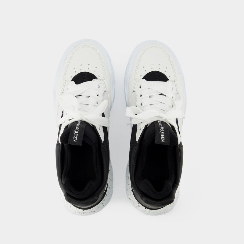 Court Sneakers - Alexander Mcqueen - Black/White - Leather