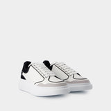 Oversized Sneakers - Alexander McQueen - Leather - White