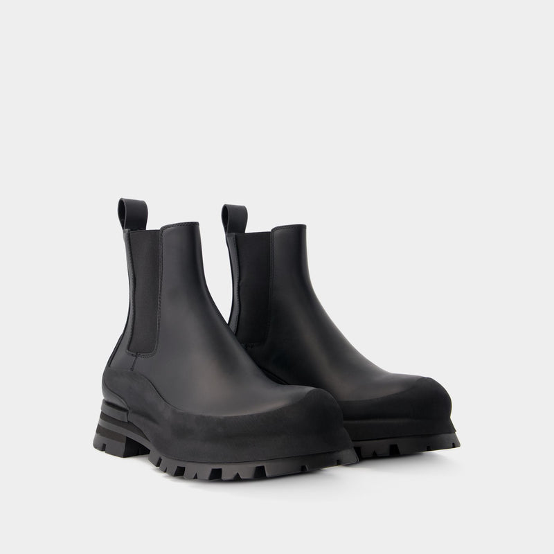 Wander Ankle Boots - Alexander McQueen - Calfskin - Black