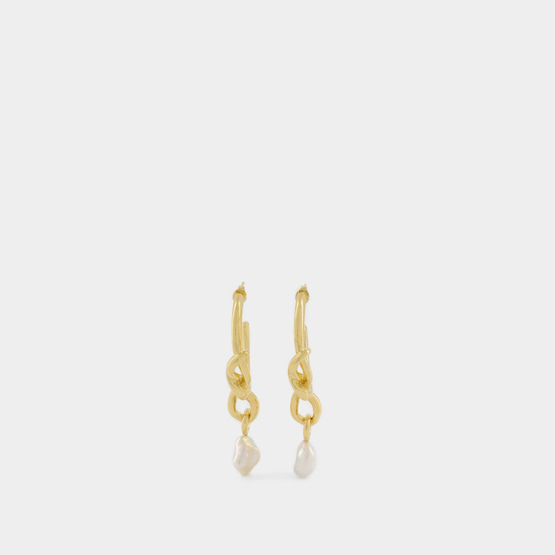 Knot Pearl Drop Earrings en plated gold