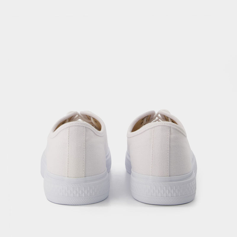 Ballow Tag M in White Canvas