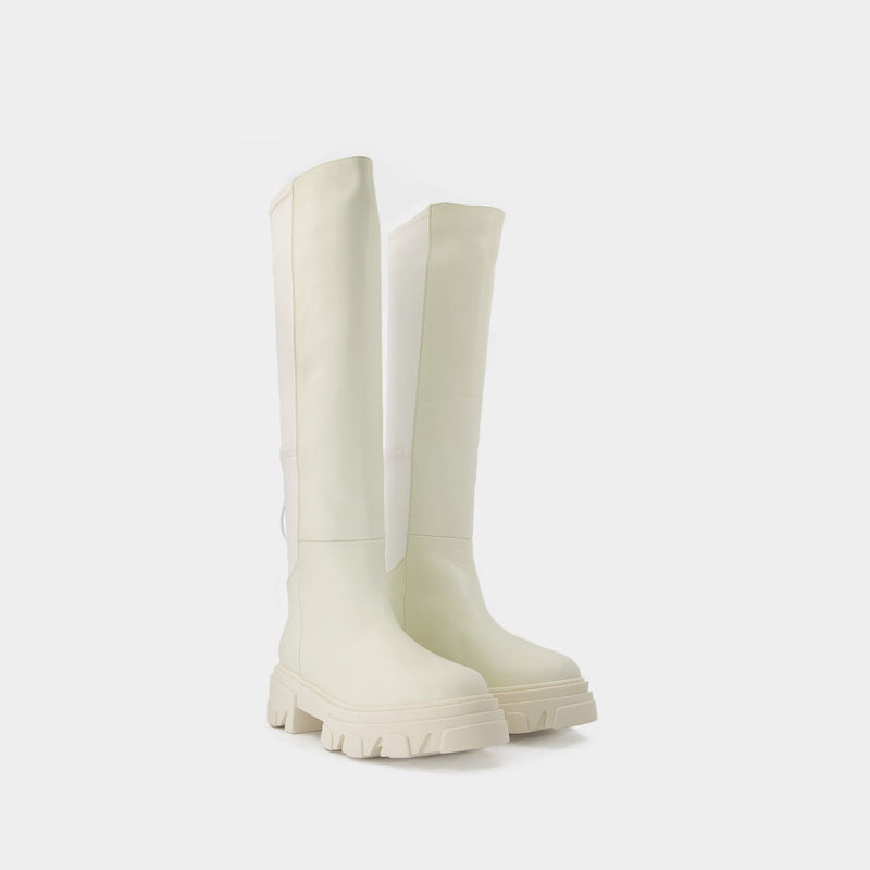 Tubular Boots in White Leather