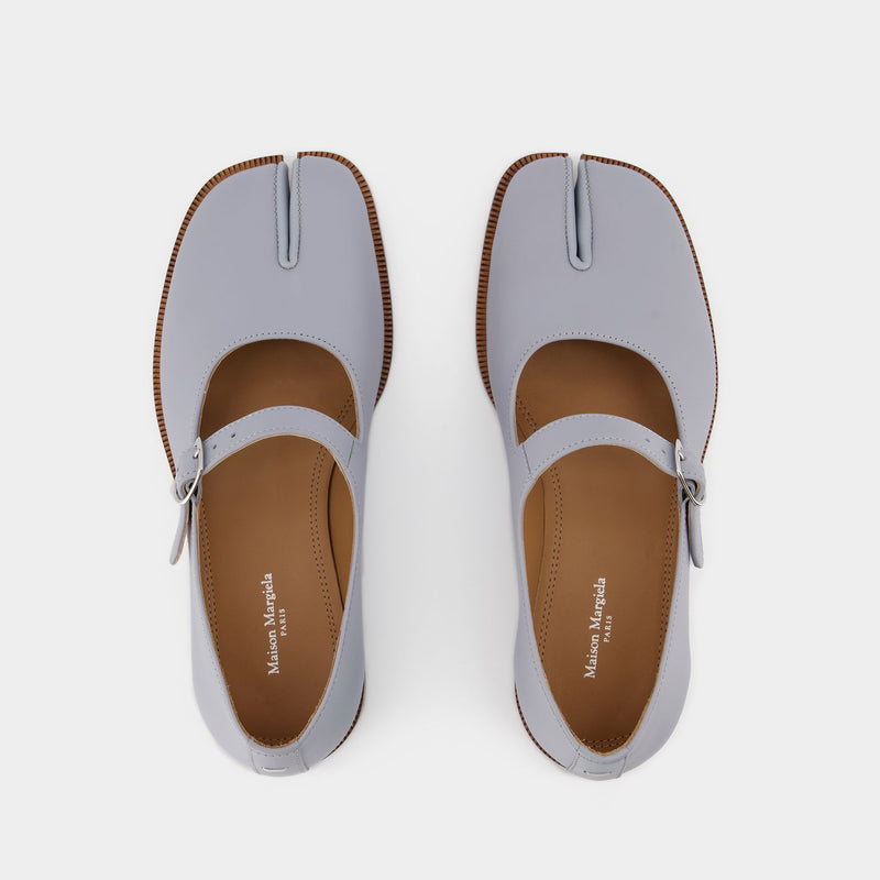 Mary Jane Tabi Flat Shoes - Maison Margiela - Blue - Leather