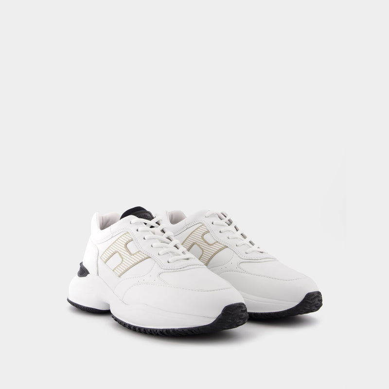 Interaction Allacciato H Laser Sneakers in White Canvas