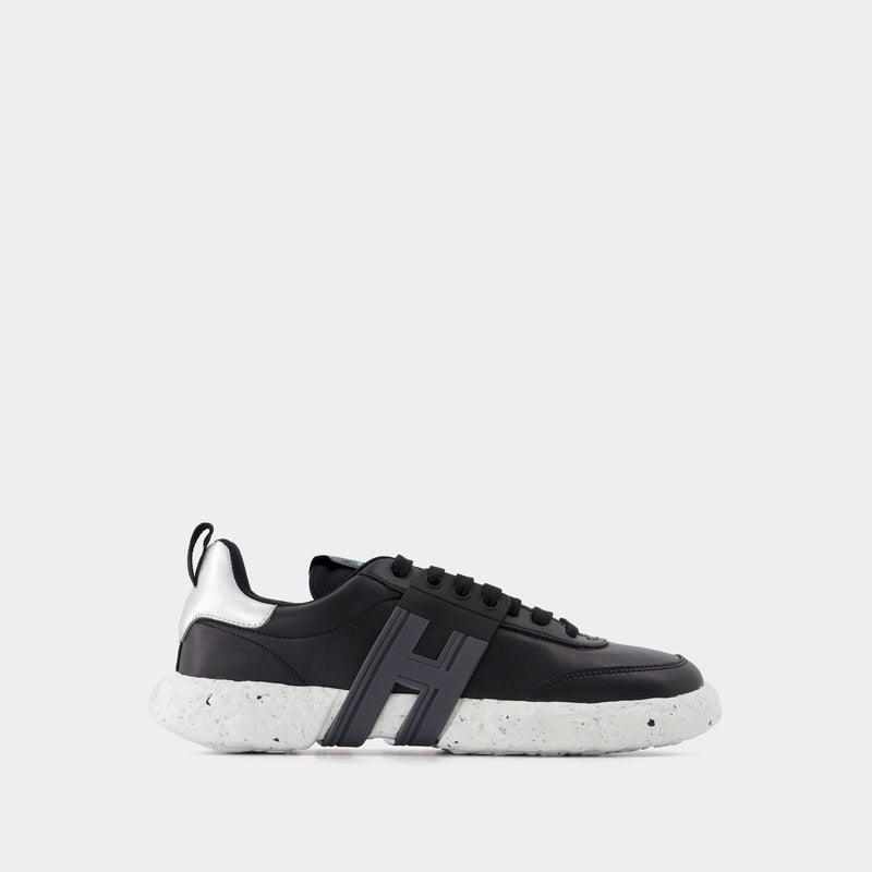 3R Allacciato H Sneakers in Black Leather