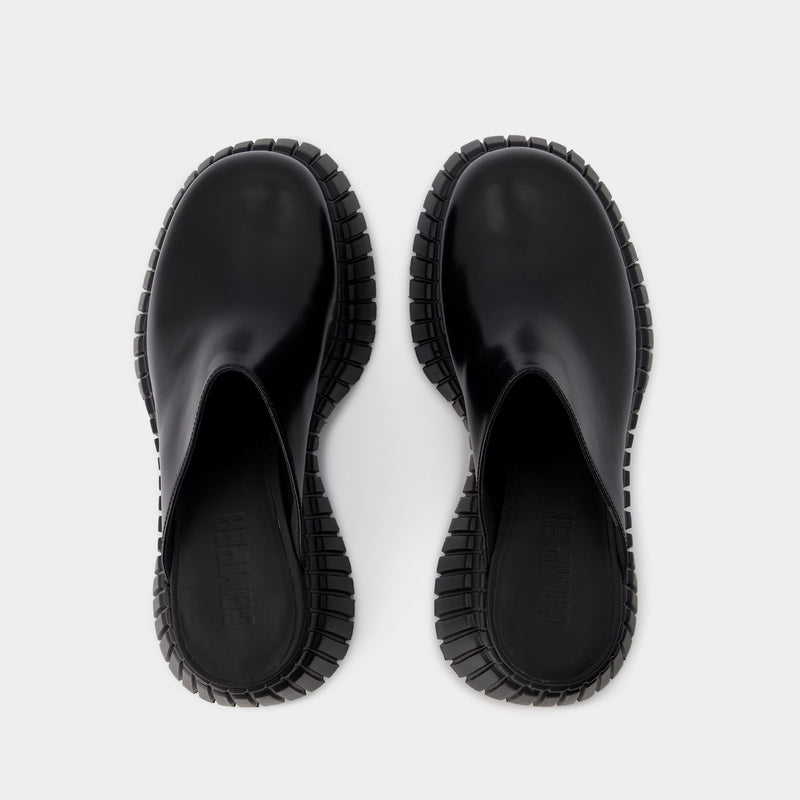 BCN Slides - Camper - Leather - Black