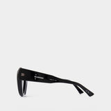 Sunglasses in Black Acetate