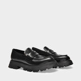 Upper and Ru Loafers in Black Leather