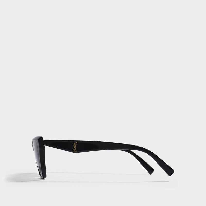 Sunglasses in Black Acetate