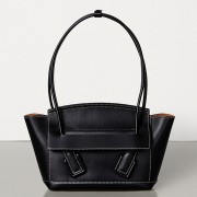 Bottega Veneta Arco 48 Bag In Black French Calf